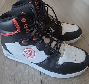 Zumba Fitness Black and White Kids Sneakers